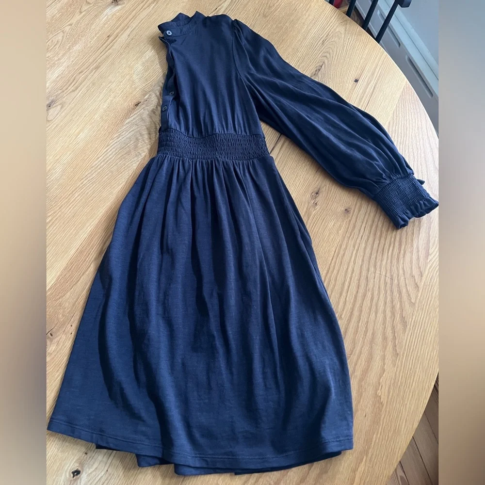 BODEN SMOCKED WAIST DRESS, NAVY, SIZE 10. - Picture 9 of 9